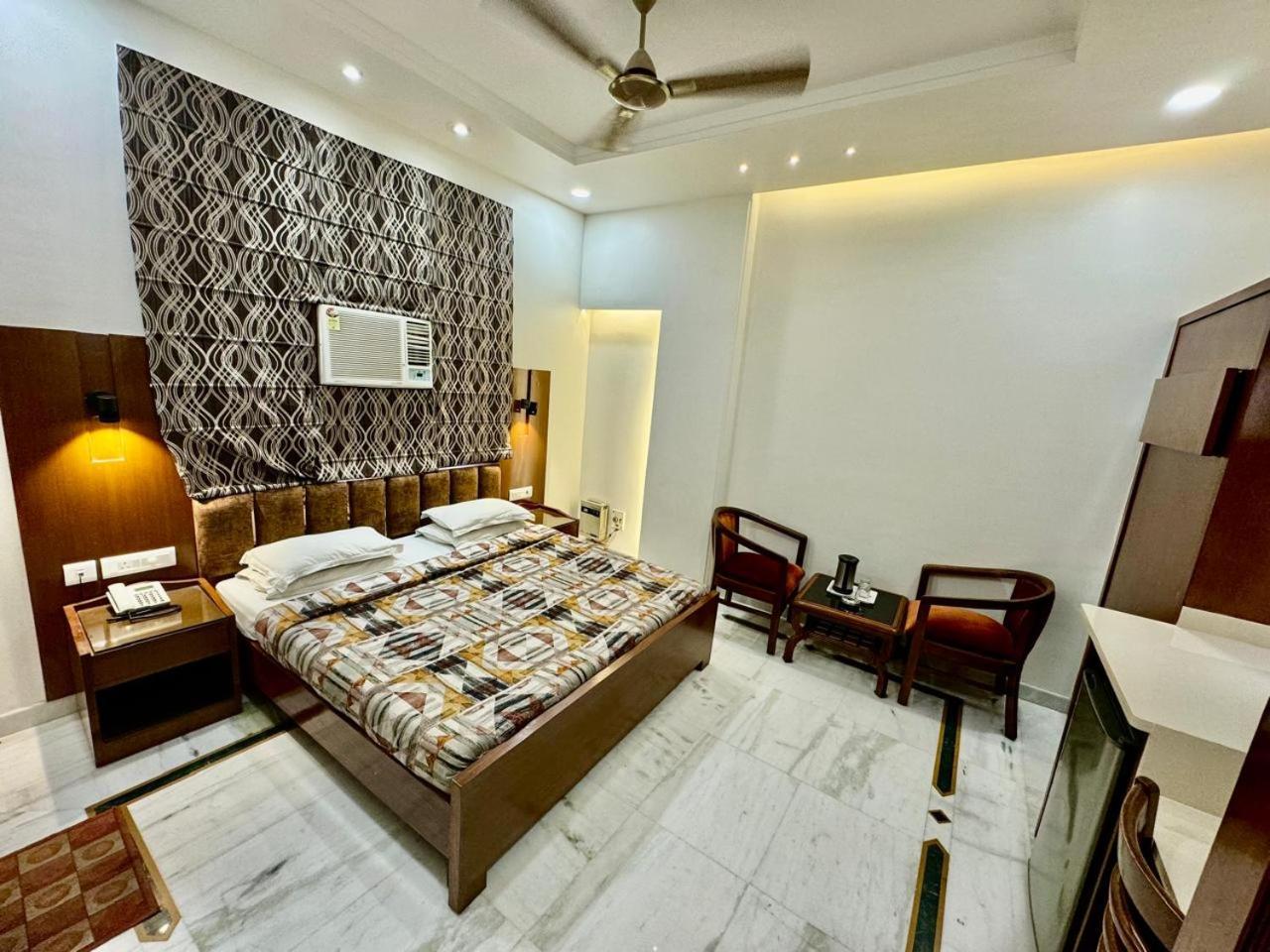 Hotel C Park - Karol Bagh, New Delhi 외부 사진