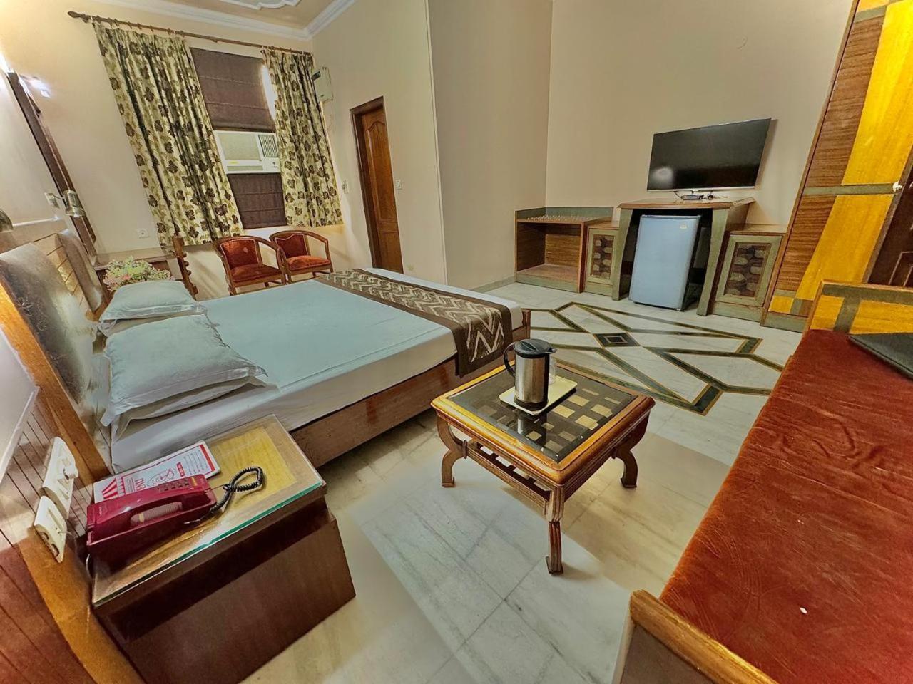Hotel C Park - Karol Bagh, New Delhi 외부 사진